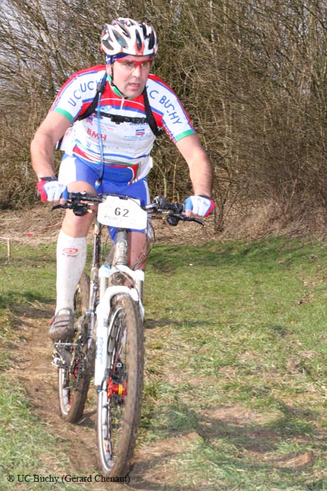 YP-BU.VTT934