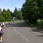 Ici ; on roule à gauche.